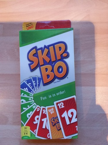 Skip kartenspiel familie - skip-bo,